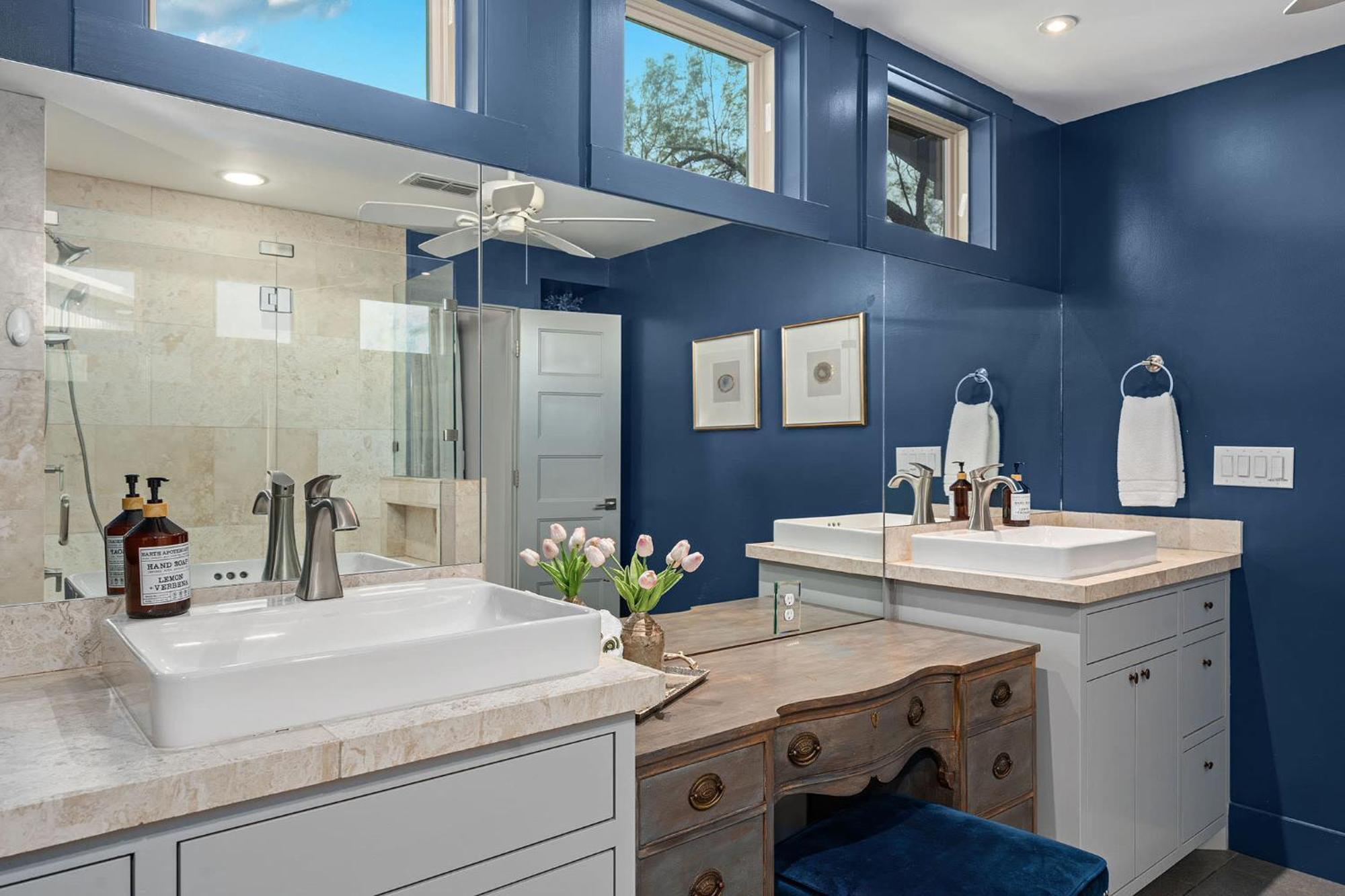 Вилла Claret House Full Kitchen And Private Hot Tub Фредериксберг Экстерьер фото
